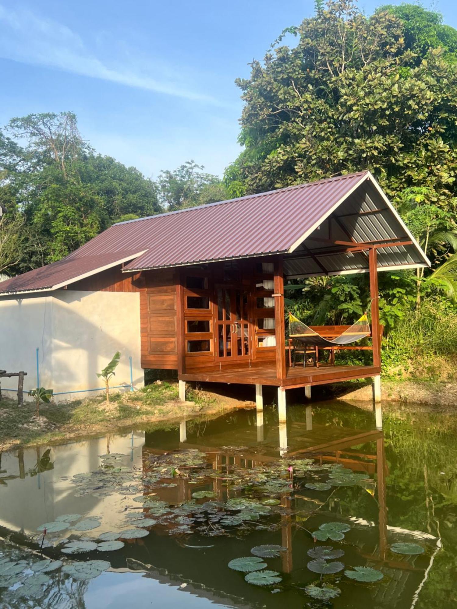 Phayam Valley Homestay เกาะพยาม ภายนอก รูปภาพ