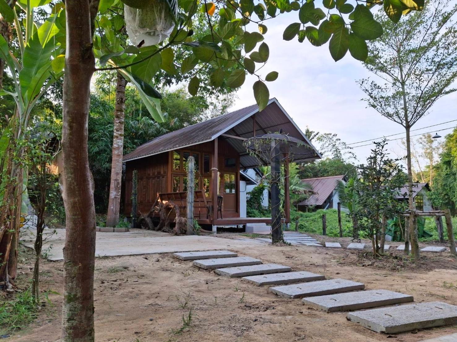 Phayam Valley Homestay เกาะพยาม ภายนอก รูปภาพ